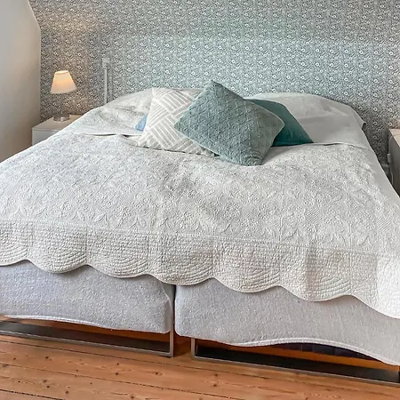 Cozy In With Wifi *